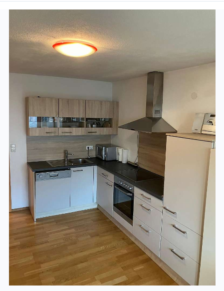 Schöne ruhige 2-Zimmer Wohnung in einem Einfamilienhaus mit separatem Eingang