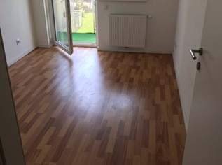 HELLE PERFEKT AUFGETEILTE WOHNUNG