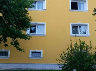 Kleine Wohnung im Haus mit großen Garten